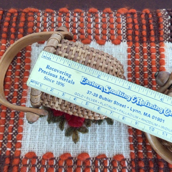 Two wicker candle holders with handle - Picture 9 of 10